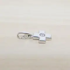 Cartier カルティエ クロスチャーム ホワイトゴールド ダイヤモンド