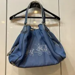 コーチ たっぷり収納 バッグ