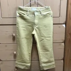 ビースリーのクロップドパンツ
