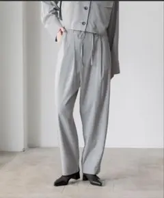 LOWRYS FARM TRベルトツキラップパンツ　グレー