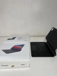 iPad用トラックパッド付きキーボード本体iPad 11インチ用