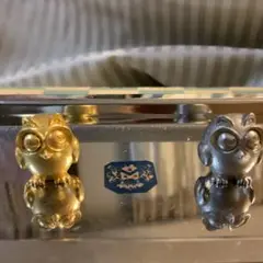 金色と銀色のフクロウ置物セットミニサイズ