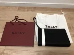BALLY バリー ブラック ホワイト クラッチバッグ