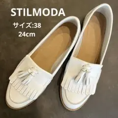美品　STILMODA ホワイトレザー フリンジローファー