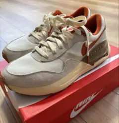 お値下げ中！【美品】Nike Air Maxシステムオレンジ系27.5スニーカー