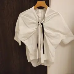 メルローズ　ホワイトシャツ