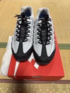 Item thumbnail for item c6de4ccf-f975-4dfe-9817-6025d776be9f