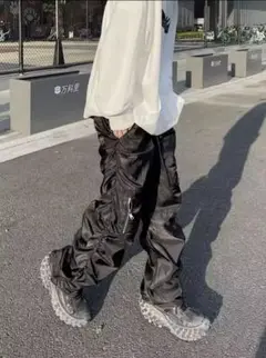 ナイロンパンツ