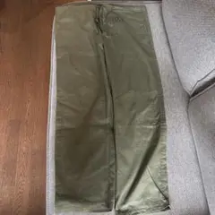 ワークパンツ オリーブ　軍パン props store