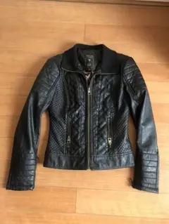 ライダースレザージャケット、ハード、guess、裏地ヒョウ柄、