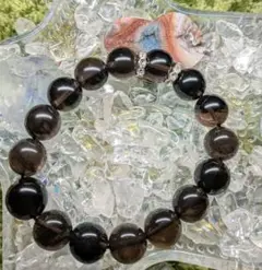 Item thumbnail for item 1bce1f4d-e9a1-45c2-906d-4fca5ea30cbb