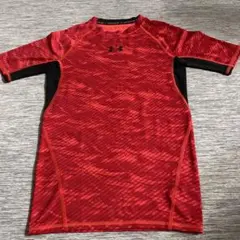 アンダーアーマーアンダーシャツ　キッズ/サイズ140~150