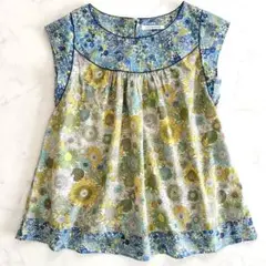 アデュートリステス リバティ花柄フレンチスリーブブラウス ギャザー ゆったり
