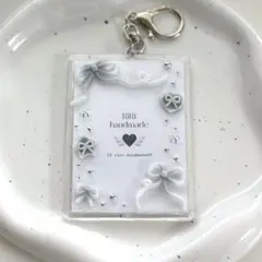 Item thumbnail for item 3e19939b-f7a8-4588-9480-6ce9ad1c07c4