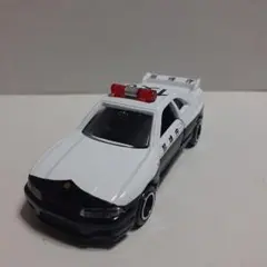 Item thumbnail for item 7b5e309f-1bb9-4017-85e8-4a740b2d7244