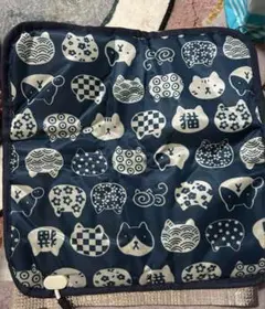 Item thumbnail for item e1bbd065-b982-4239-8fb4-c547b1ff816b