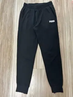 PUMA ブラック スウェットパンツ M