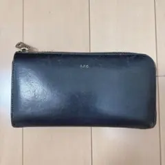 A.P.C. レザー長財布