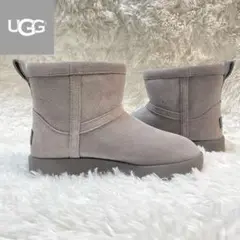 未使用 UGG クラシック ショートブーツ ムートン vibram 22cm