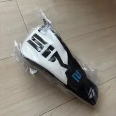【新品】テーラーメイド　SIM2 ユーティリティ用ヘッドカバー