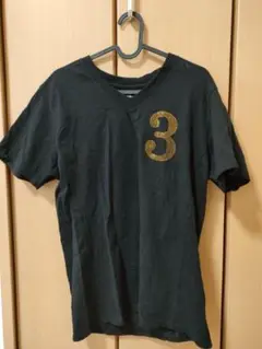 P1UGUAR3 RELAX ビジュー装飾 Tシャツ