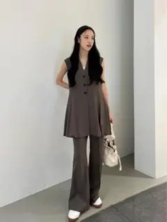 新品タグ付き　COCODEAL ジレ