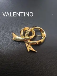 VALENTINO ヴァレンティノ ブローチ