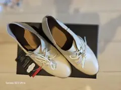 ホワイト レースアップシューズ 　未使用　23.5cm