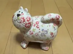ねこ花柄貯金箱 陶器製