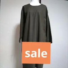 オリーブ色 シンプル Aライン ワンピース