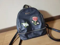 レディース リュック バッグ 小さめ 花 バラ レザー おしゃれ 黒