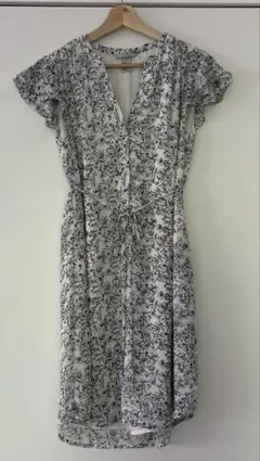 H&M 花柄ワンピース　半袖ワンピース