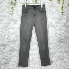 a73 【JBRAND】グレー スキニーデニム カットオフ裾　Ｓ　美品