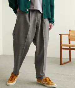 TRストレッチスーツ地 テーパードセミワイドパンツ EMMA CLOTHES
