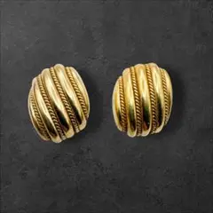 Item thumbnail for item e8b39d8e-8e58-498d-aeb8-c0b940f3eff9