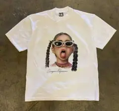 girl tongue print t-shirt y2k