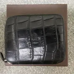 クロコダイルレザー ラウンドファスナー折り財布