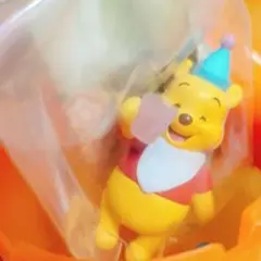 ￥800 □みんなでcheers! みんなでチアーズ　ディズニーガチャ　プーさん