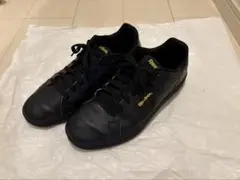 Reebok ブラック/イエロー スニーカー