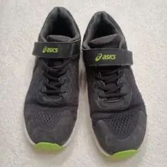 asics スニーカー 23.5