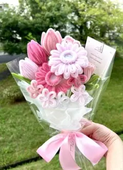 モールフラワー　華やかピンクの花束
