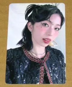 Item thumbnail for item 12b7648c-3572-4b4d-967a-4000a7f2a94d