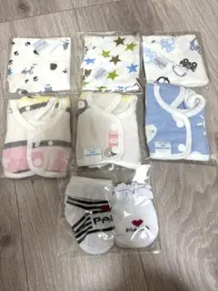 【新品未使用】ベビー用スタイ・ミトン・靴下セット