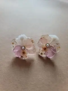 花モチーフ イヤリング【手作り1点もの】