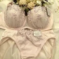 Item thumbnail for item 078e32db-4733-4468-bc2d-3c0374987cc7