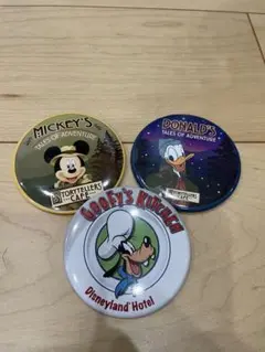 海外ディズニー　キャラクターダイニング　缶バッジセット