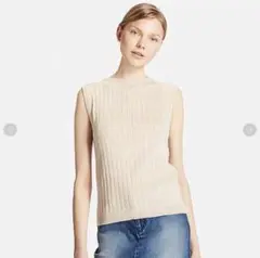 UNIQLO UVカットワイドリブノースリーブセーター