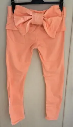 Item thumbnail for item 7fa66e7d-ae4a-4913-82ad-8a7f9b04b9bd