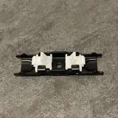 タチカワ　カーテンレールブラケット（天井付け）