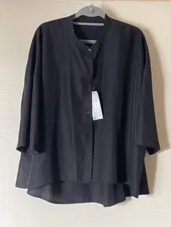 ライトオン　フィブリルサテンシャツ ブラックMサイズ(未使用タグ付)